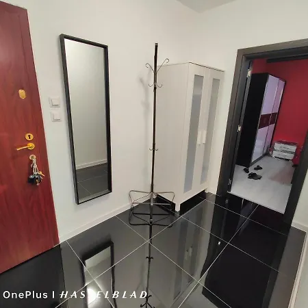 тристаен в центъра *