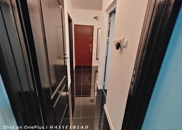 тристаен в центъра *