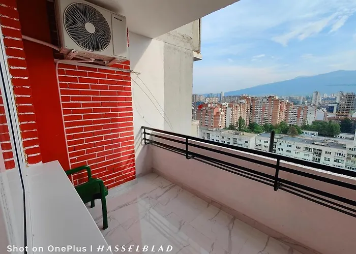 тристаен в центъра アパート