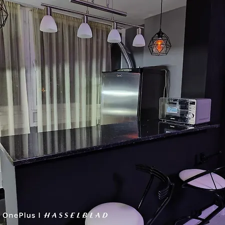 тристаен в центъра *